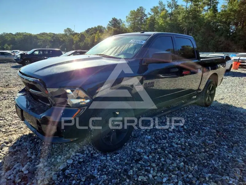 2016 RAM 1500 photo