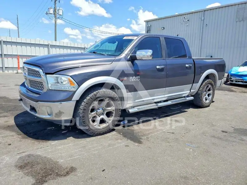 2016 RAM 1500 photo