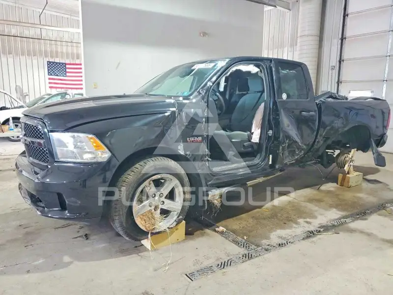 2016 RAM 1500 фото