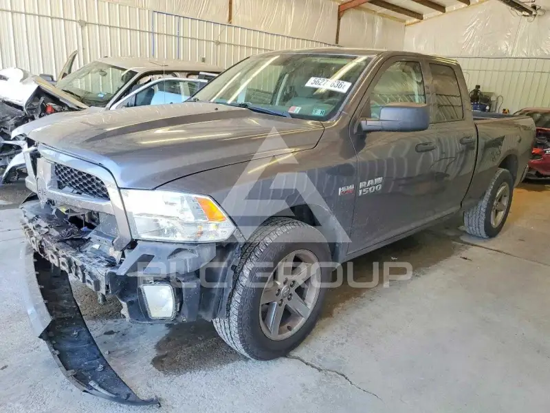 2016 RAM 1500 photo