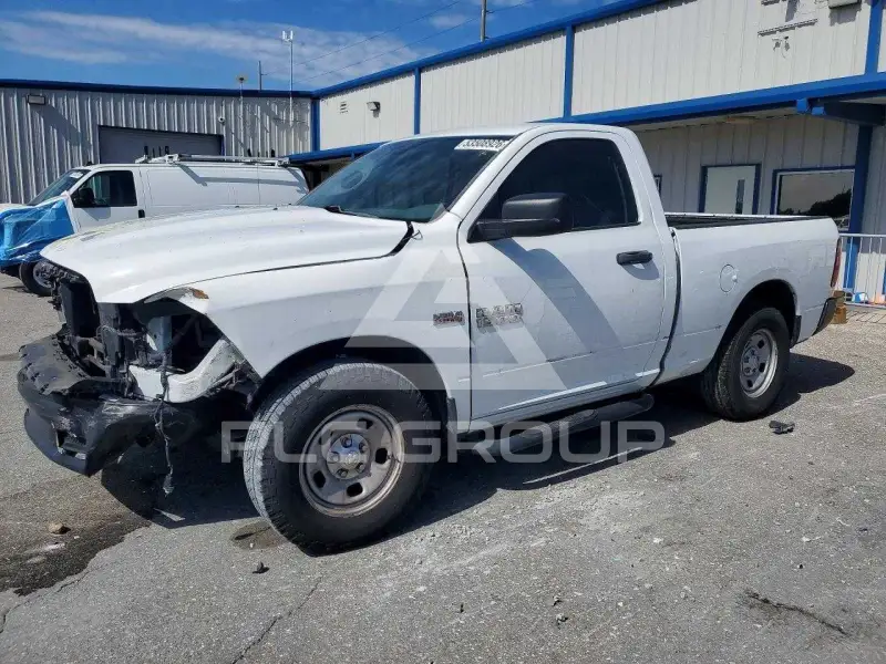 2016 RAM 1500 photo