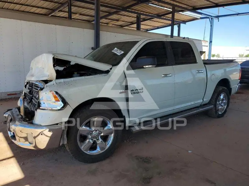 2016 RAM 1500 photo