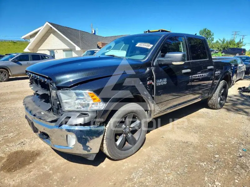 2016 RAM 1500 photo