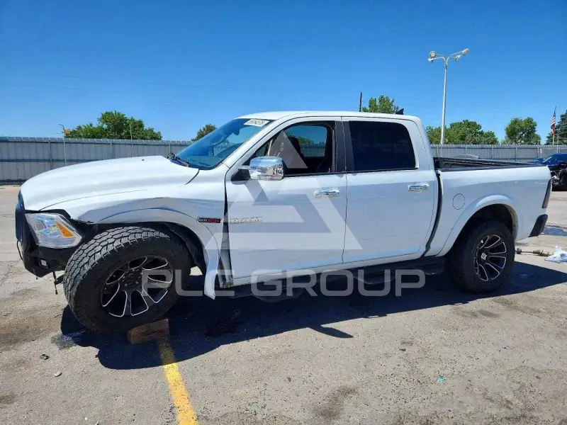 2016 RAM 1500 фото