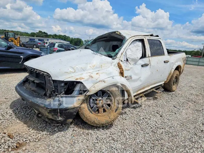 2016 RAM 1500 фото
