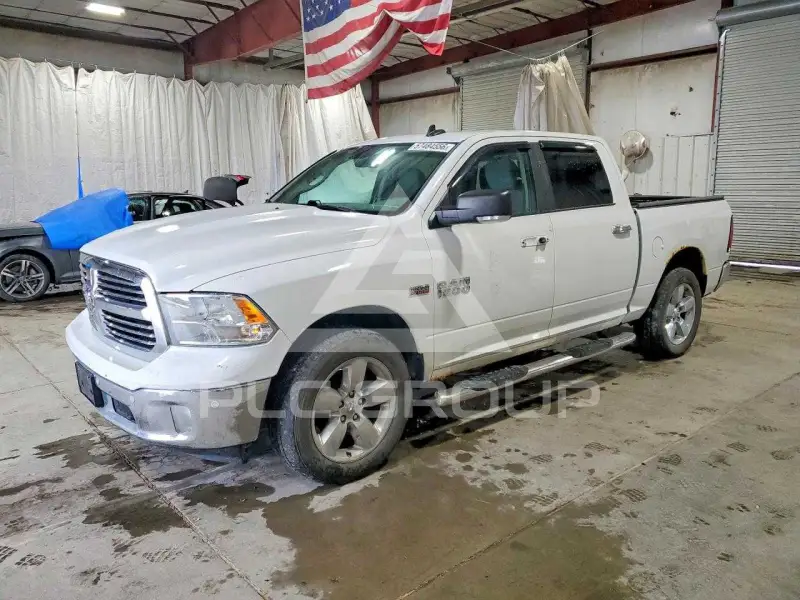 2016 RAM 1500 фото