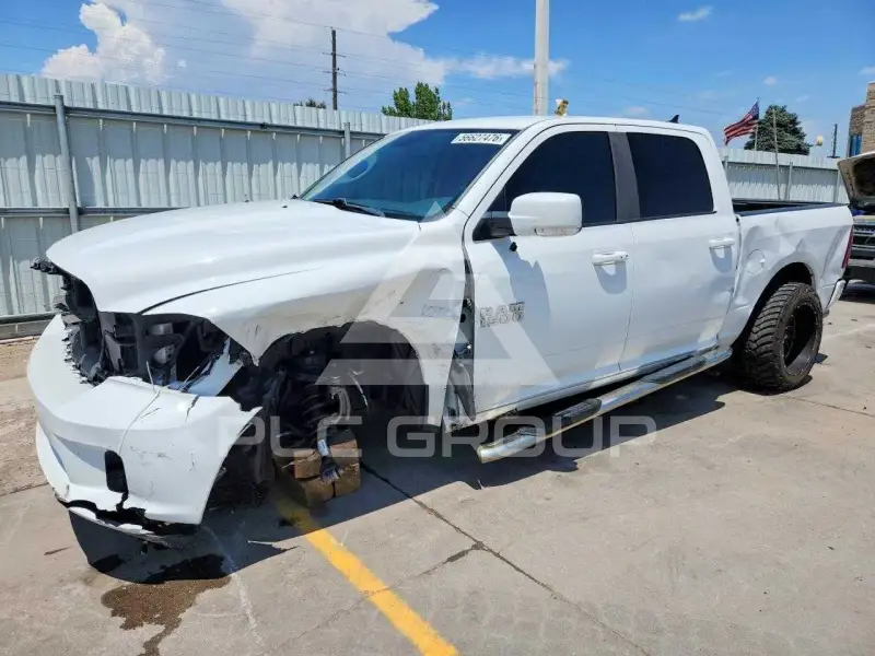 2016 RAM 1500 фото