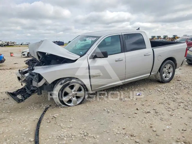 2016 RAM 1500 фото