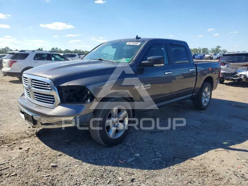 2016 RAM 1500 photo