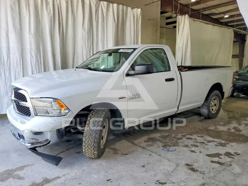 2016 RAM 1500 фото