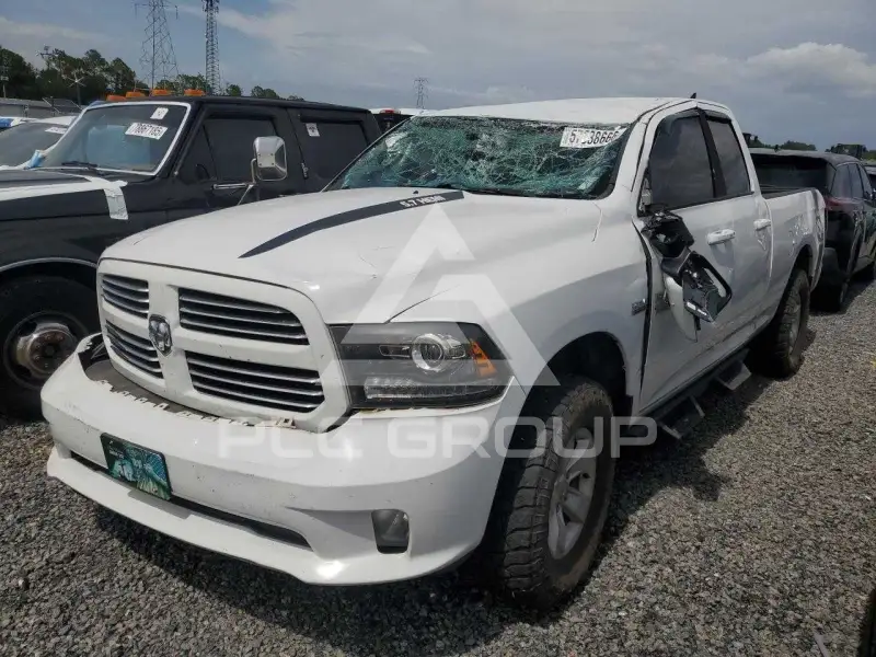 2016 RAM 1500 photo