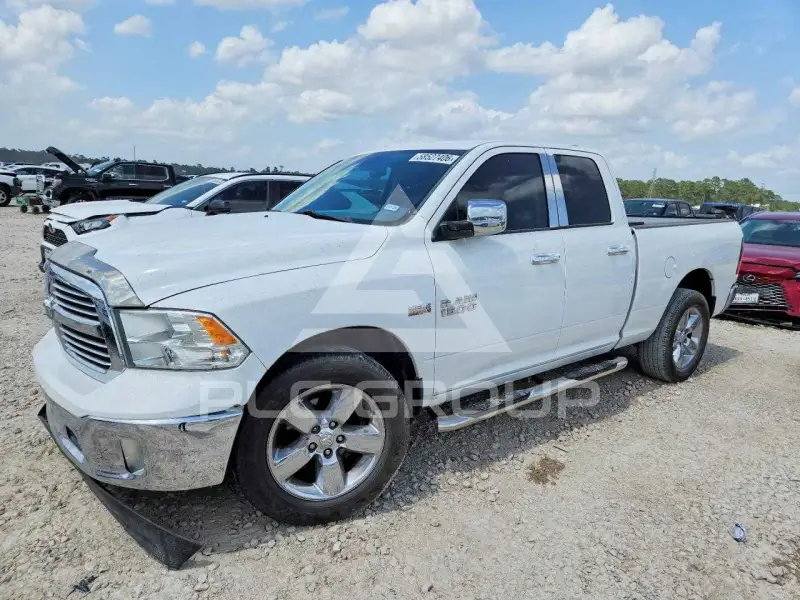 2016 RAM 1500 photo