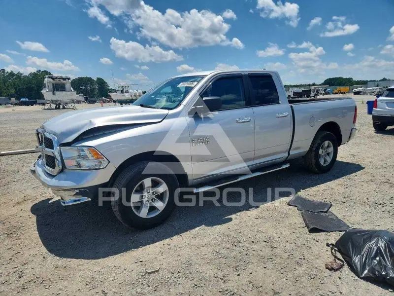 2016 RAM 1500 photo