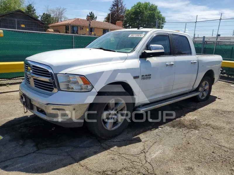 2016 RAM 1500 фото