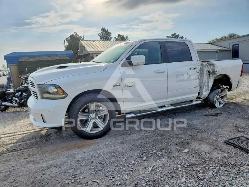 2016 RAM 1500 фото