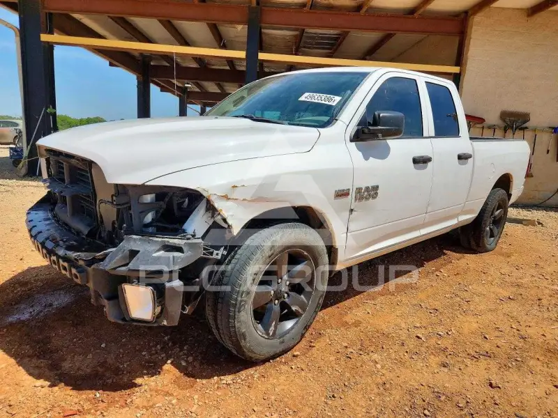 2016 RAM 1500 photo
