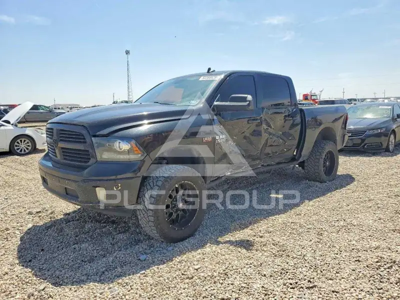 2016 RAM 1500 фото