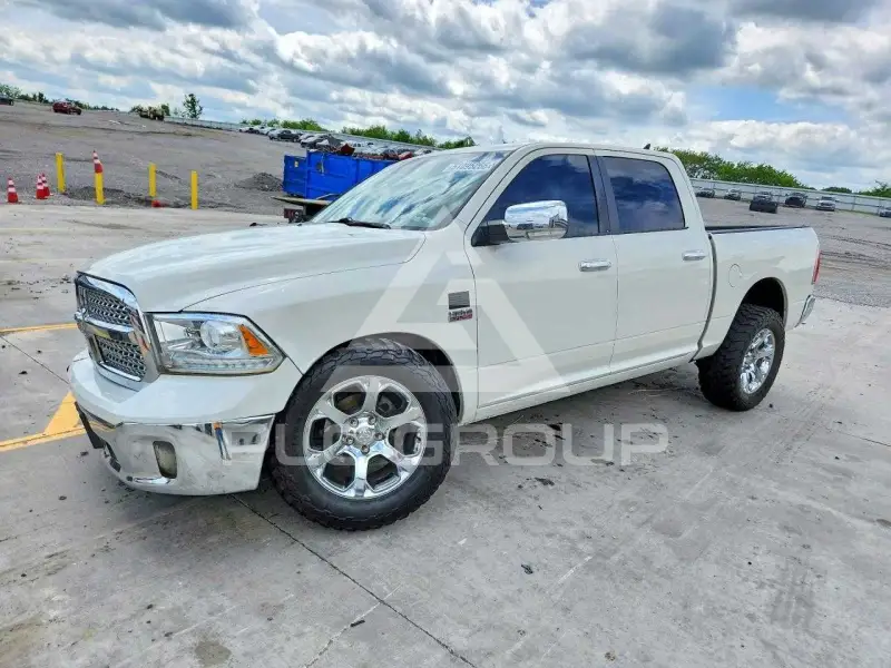 2016 RAM 1500 photo