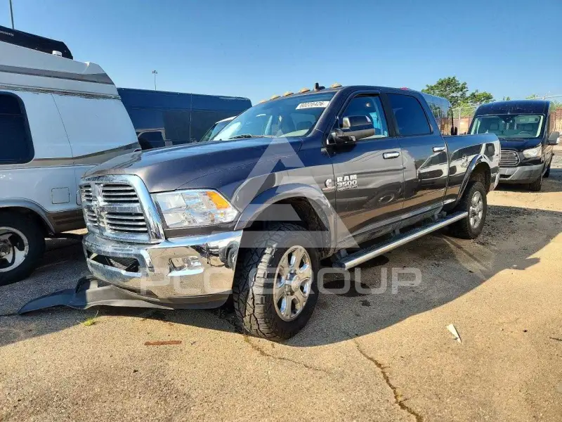 2016 RAM 3500 photo