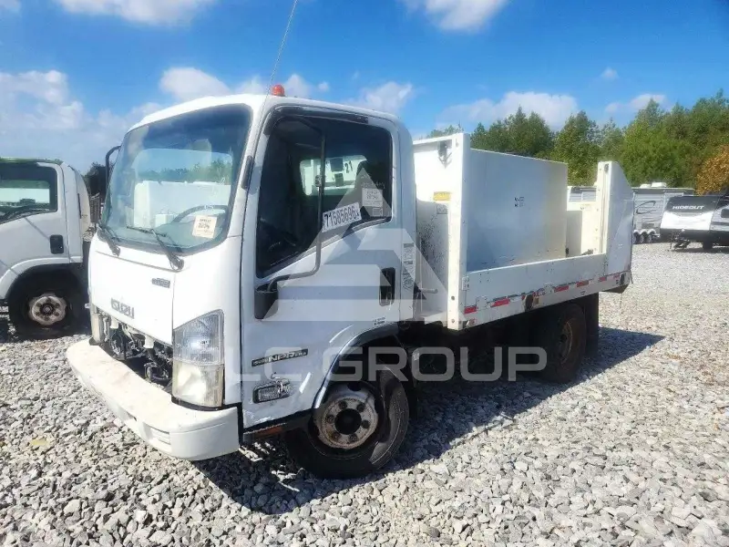2016 Isuzu NPR фото