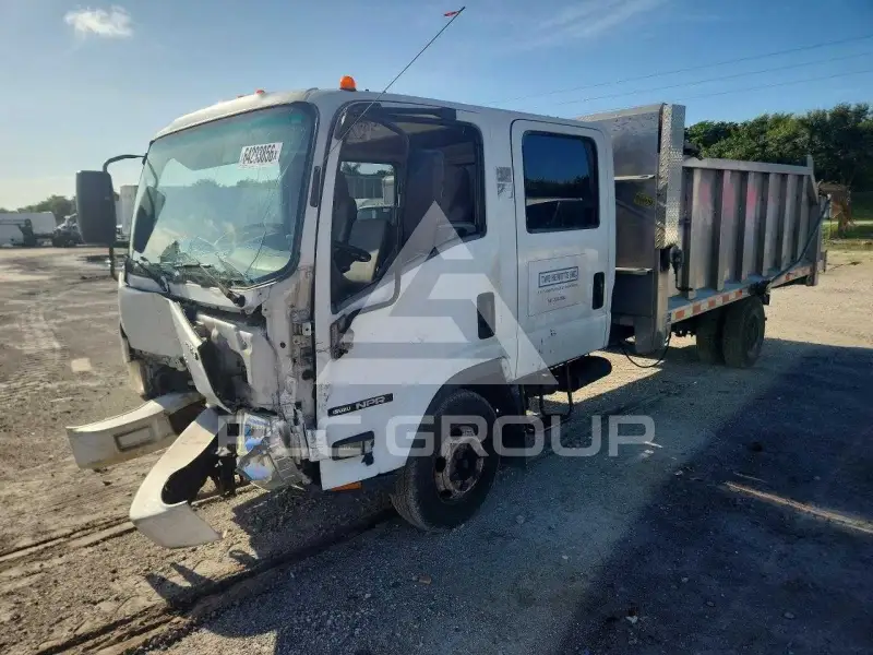 2016 Isuzu NPR photo