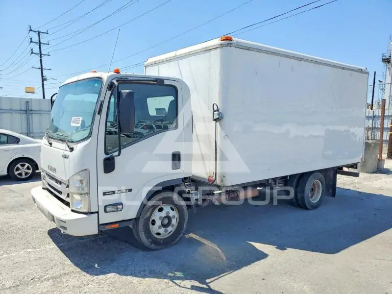 2016 Isuzu NPR photo