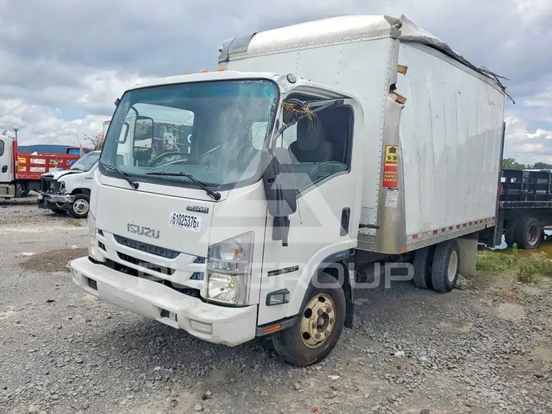2016 Isuzu NPR фото