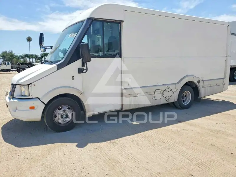 2016 Isuzu NPR фото