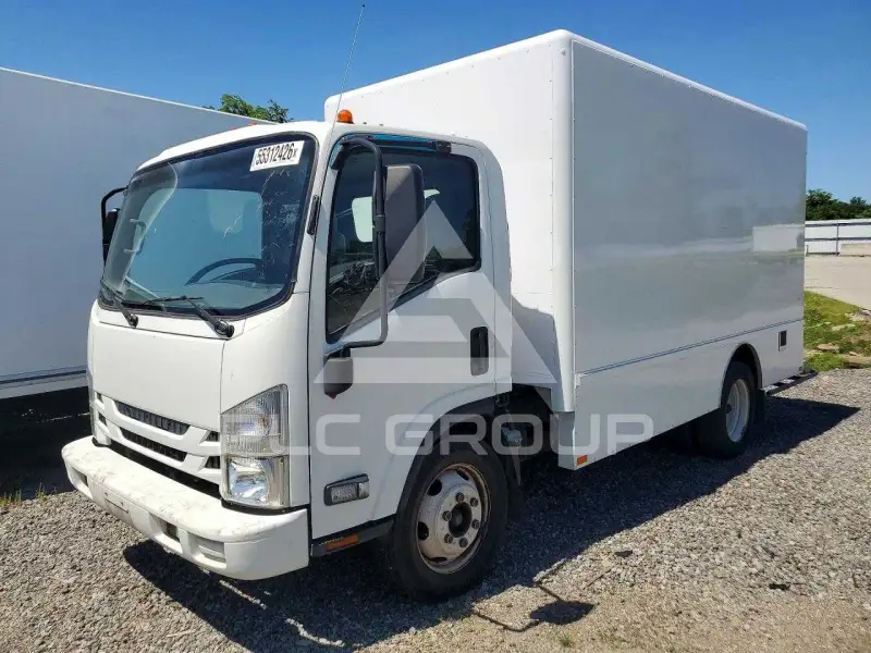 2016 Isuzu NPR photo