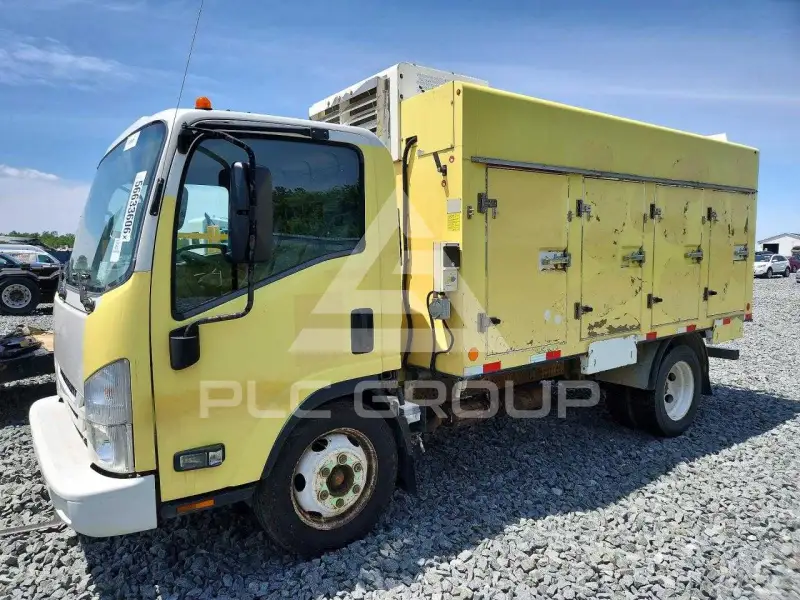 2016 Isuzu NPR photo