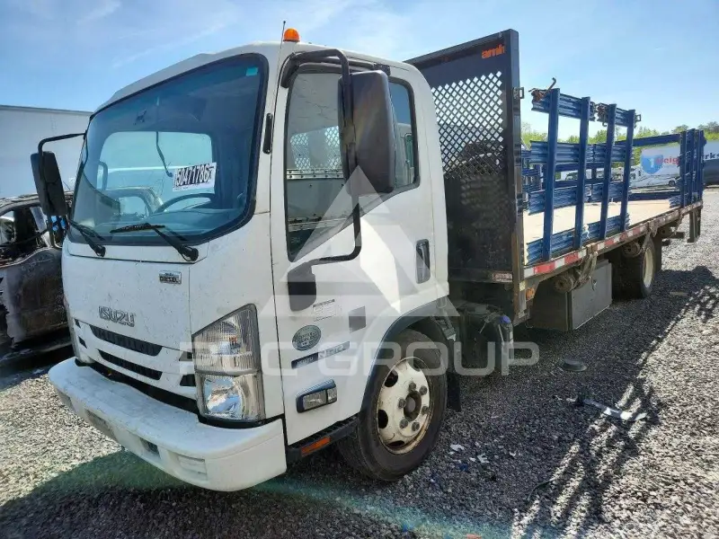 2016 Isuzu NPR фото