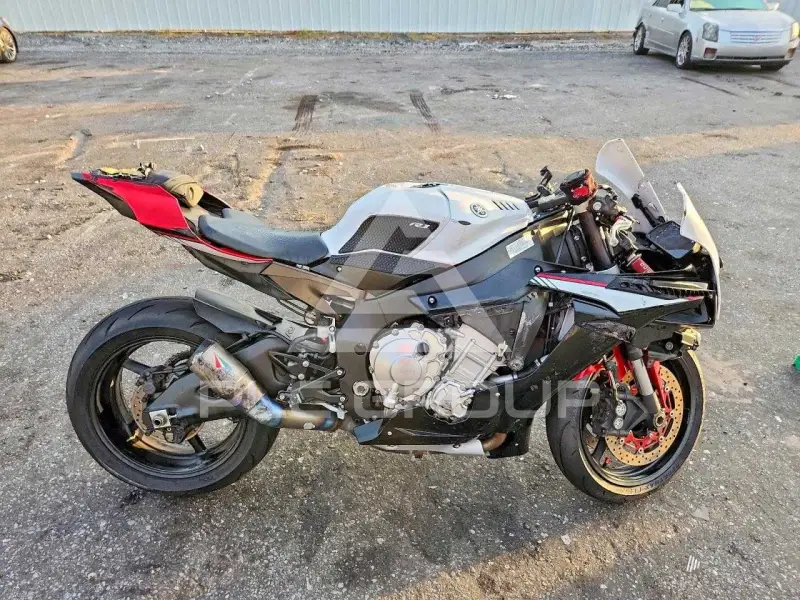 2016 Yamaha YZF1000 фото
