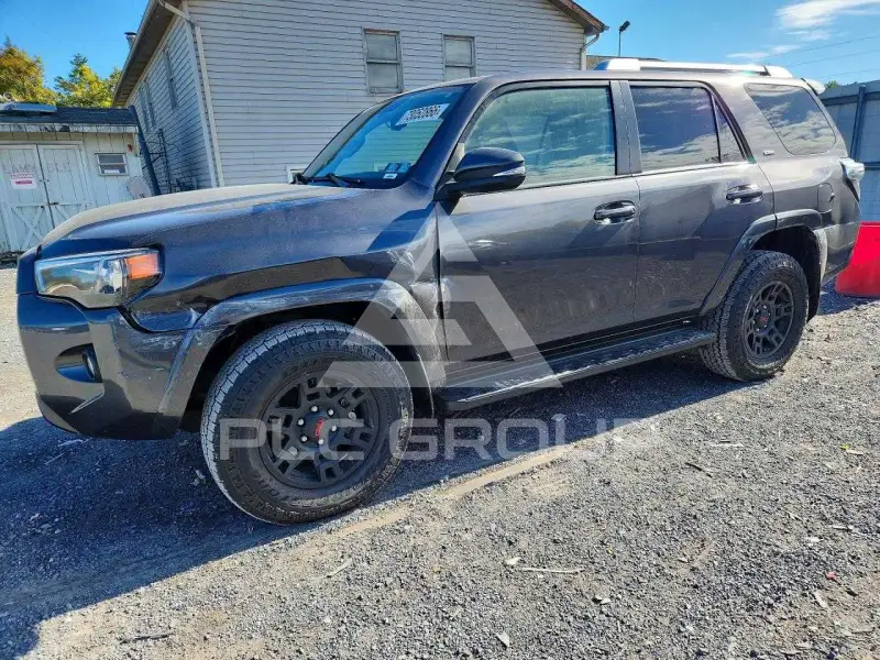 2016 Toyota 4 RUNNER фото