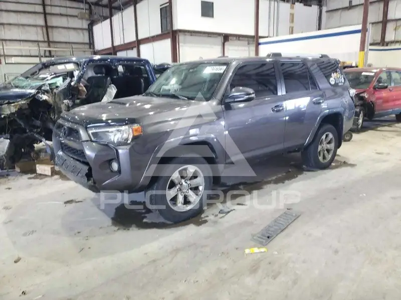 2016 Toyota 4 RUNNER фото
