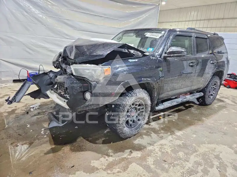 2016 Toyota 4 RUNNER photo