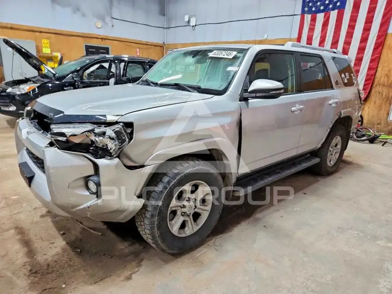2016 Toyota 4 RUNNER photo
