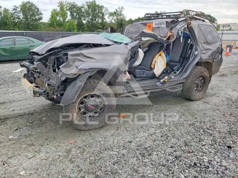 2016 Toyota 4 RUNNER photo