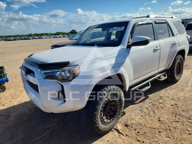 2016 Toyota 4 RUNNER фото