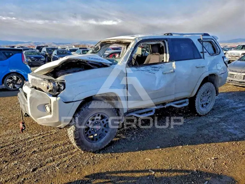 2016 Toyota 4 RUNNER photo