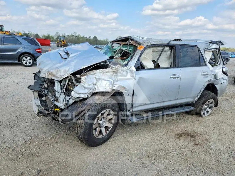 2016 Toyota 4 RUNNER фото