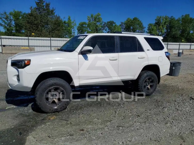 2016 Toyota 4 RUNNER фото
