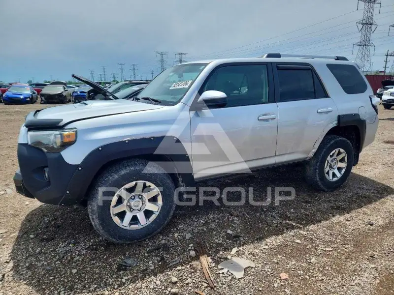 2016 Toyota 4 RUNNER photo