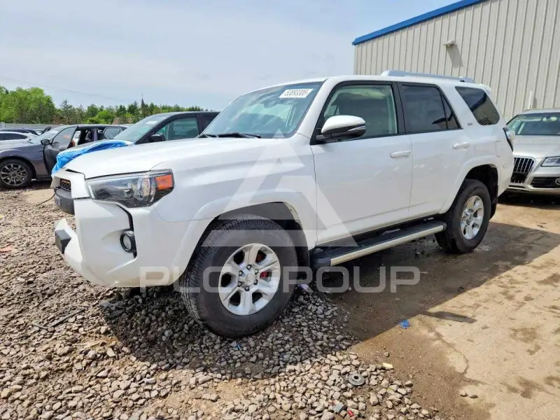 2016 Toyota 4 RUNNER photo