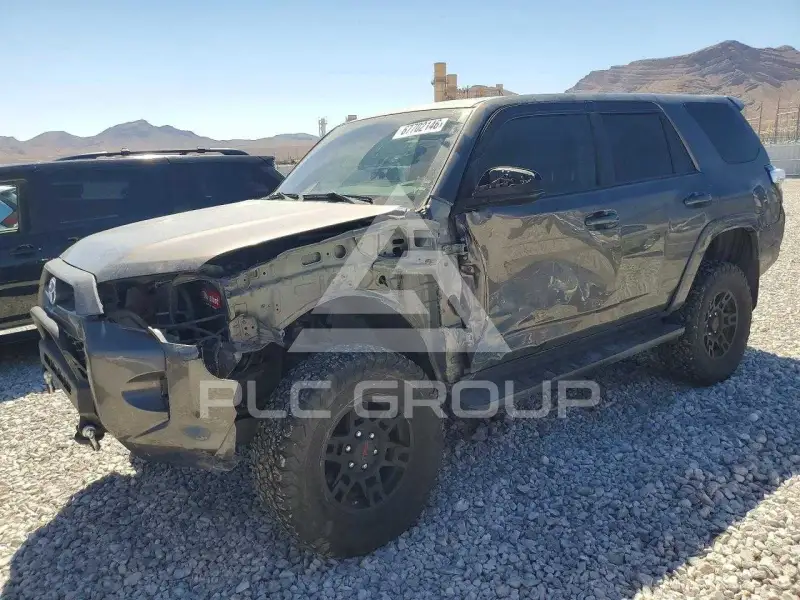 2016 Toyota 4 RUNNER фото