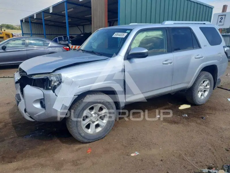 2016 Toyota 4 RUNNER photo
