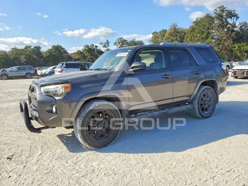 2016 Toyota 4 RUNNER photo