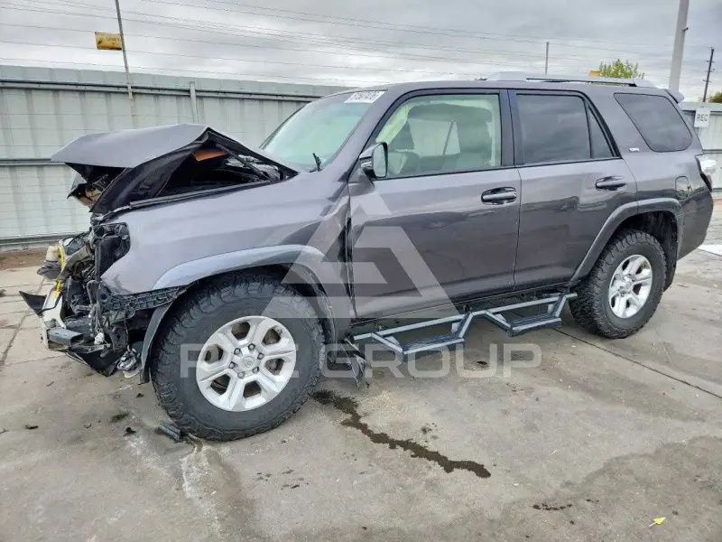 2016 Toyota 4 RUNNER photo