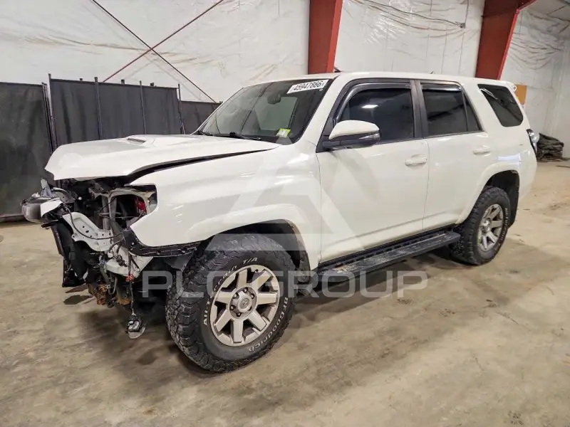 2016 Toyota 4 RUNNER photo