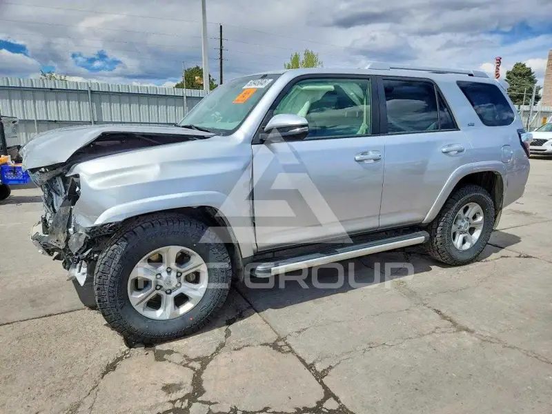 2016 Toyota 4 RUNNER фото