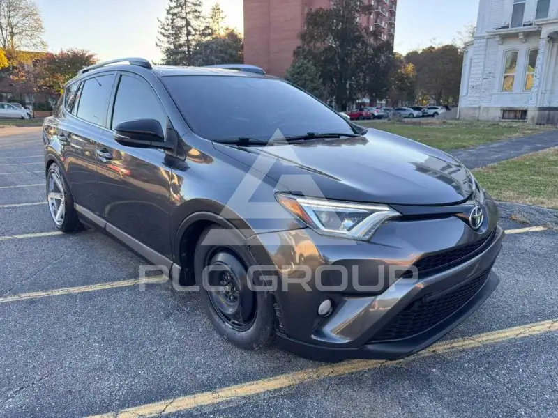 2016 Toyota RAV4 photo